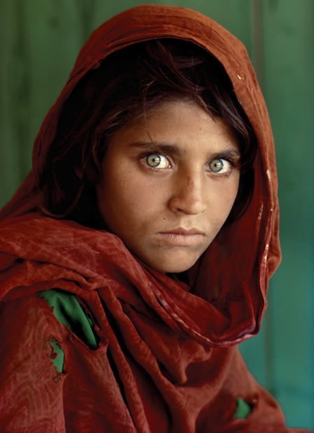 afgana ojos verdes