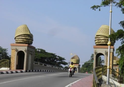 Puente de espuma Melaka (9)