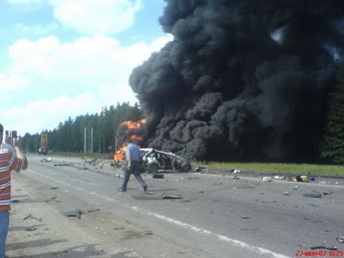 Increíble accidente de BMW en Rusia (2)