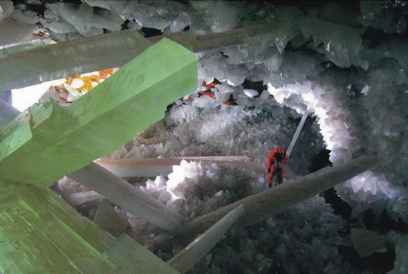 Cuevas de Naica con cristales gigantes (6)
