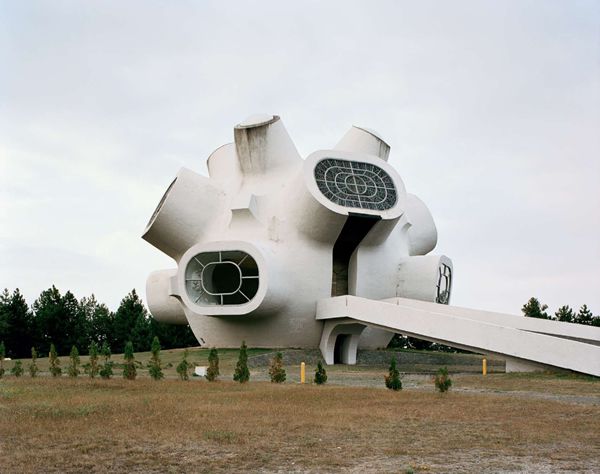Monumentos abandonados Yugoslavia (15)