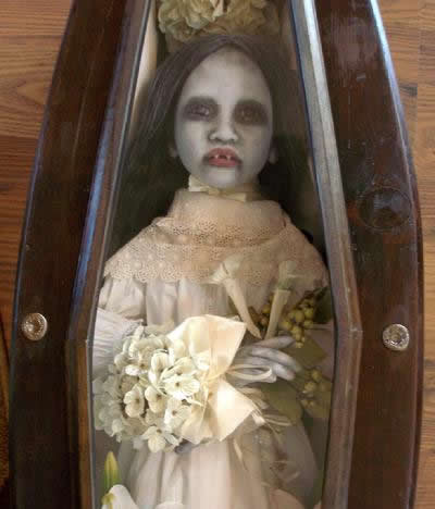 Dead Dolls D.L. Marian (20)