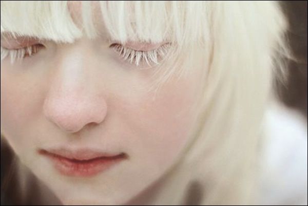 Nastya Zhidkova albina (9)