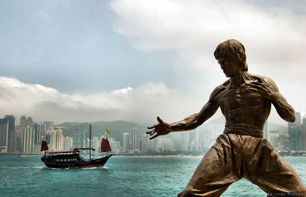 Estatua Bruce Lee (1)