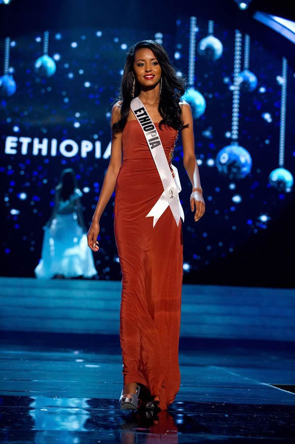 Miss Universo 2012 vestidos noche (35)
