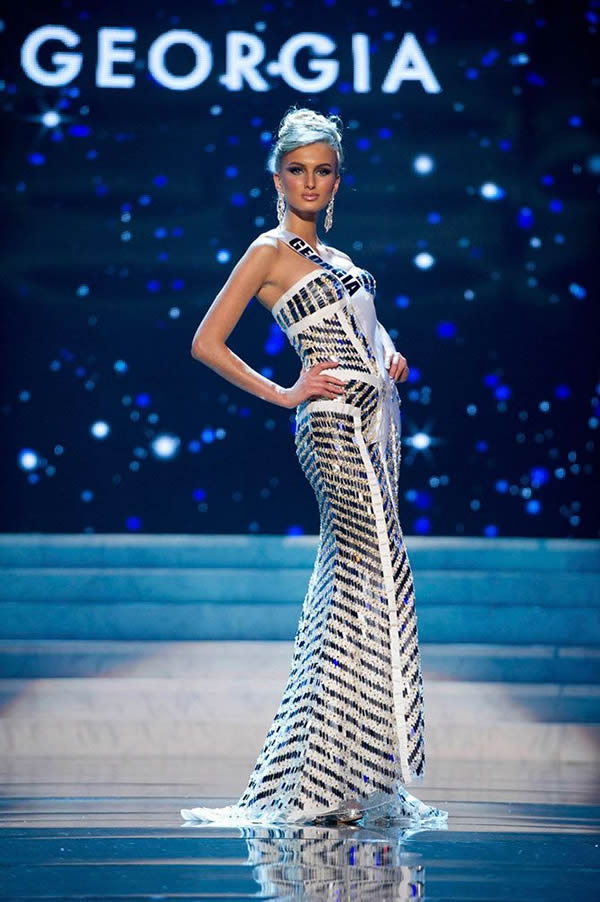 Miss Universo 2012 vestidos noche (41)