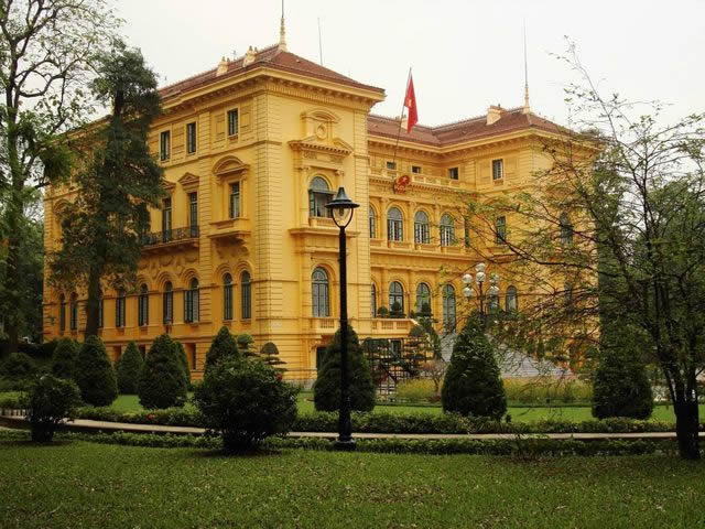 palacio presidencial vietnam
