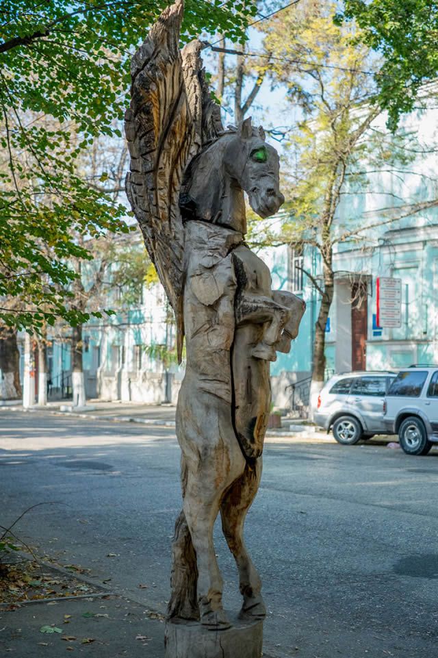 esculturas madera igor dzheknavarov (10)