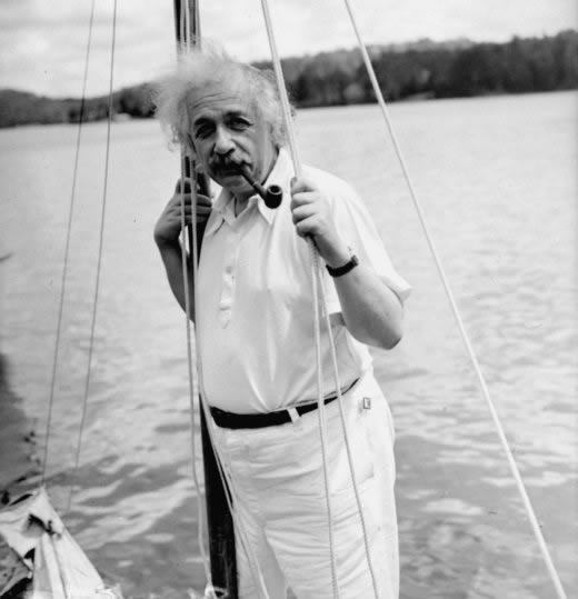 Albert Einstein velero
