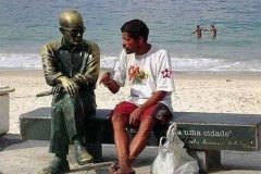 Estatua Carlos Drummond