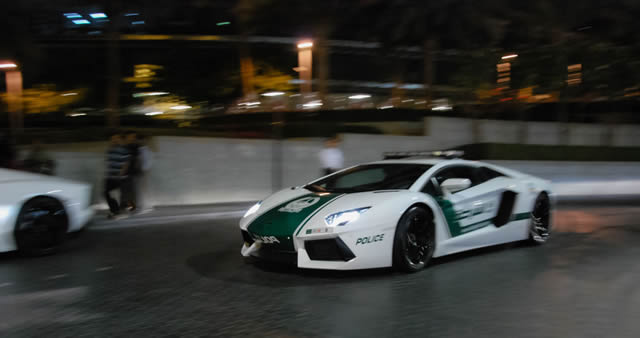 superautos patrulla en Dubái (9)