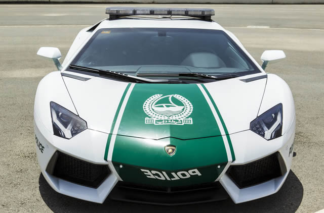 superautos patrulla en Dubái (11)