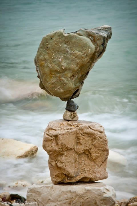 Michael Grab rocas en equilibrio (3)
