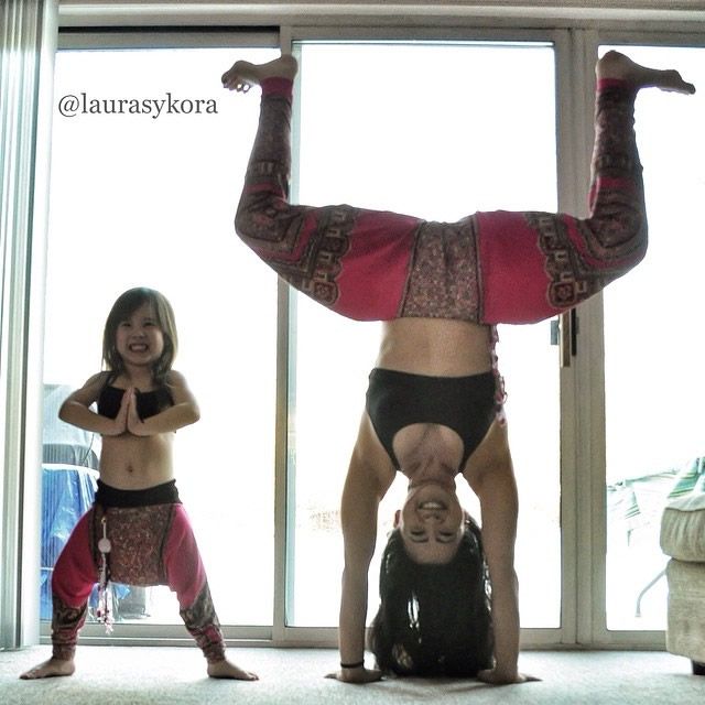 Yoga madre e hija Laura Kasperzak (10)