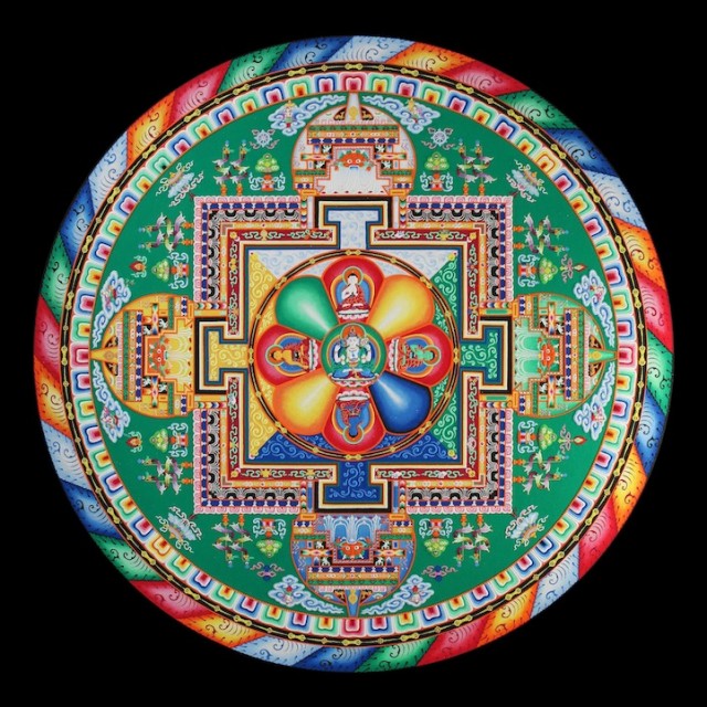 Monjes Tibetanos obra maestra granos arena mandala (8)