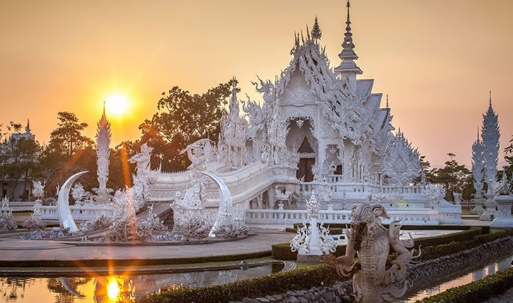 templo blanco tailandia (4)