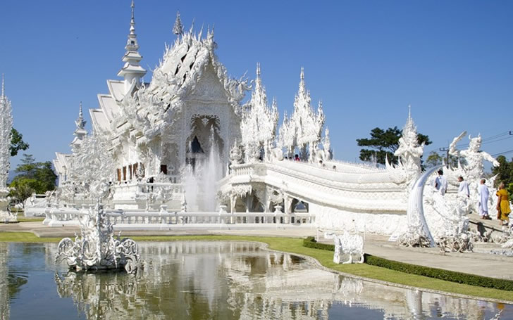 templo blanco tailandia (5)