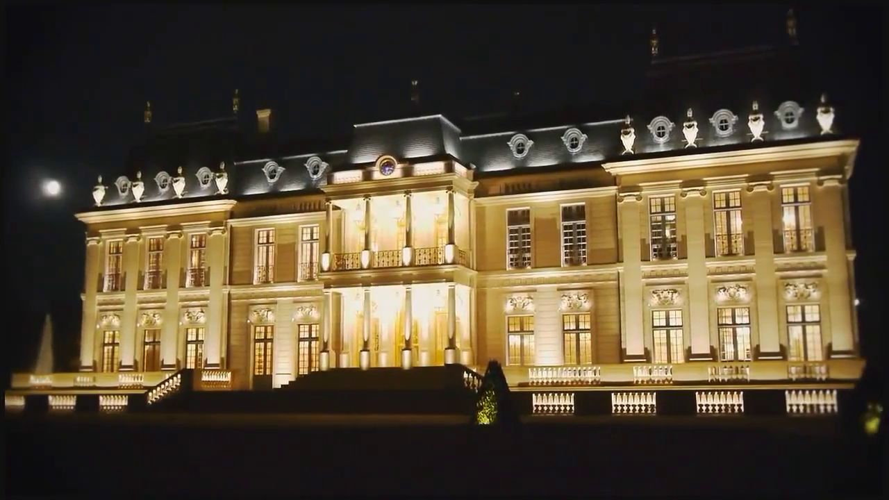 Château Louis XIV mansion Paris (18)