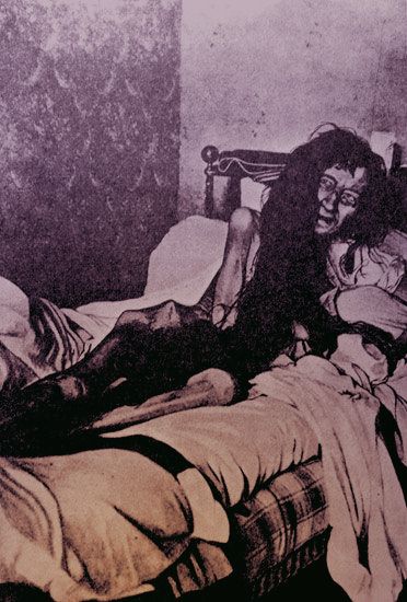 Blanche Monnier en una cama de hospital
