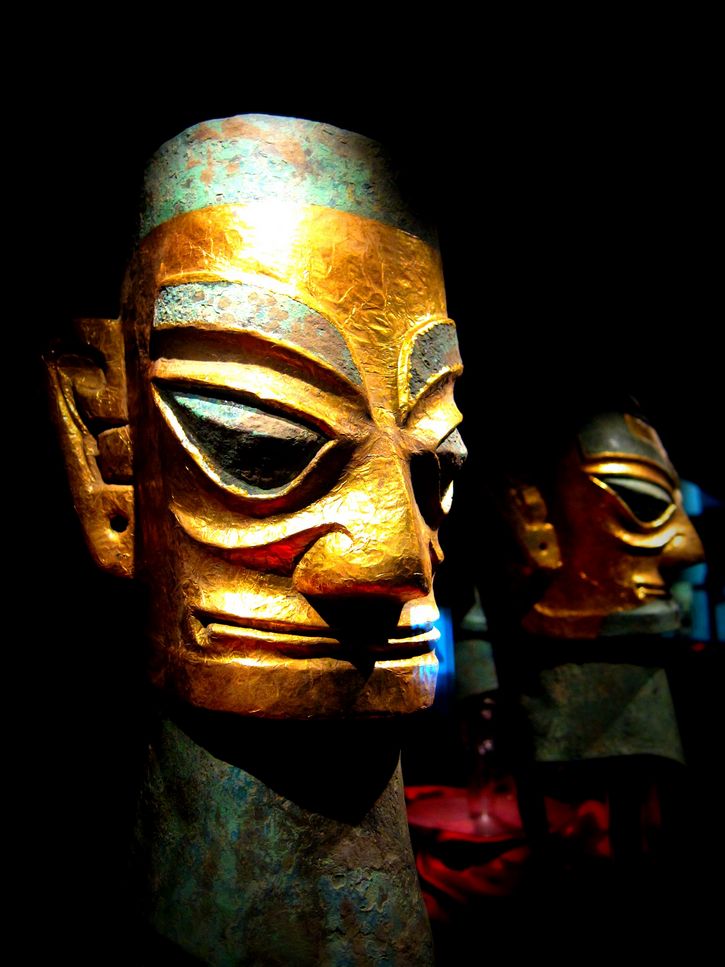 mascara de oro Sanxingdui