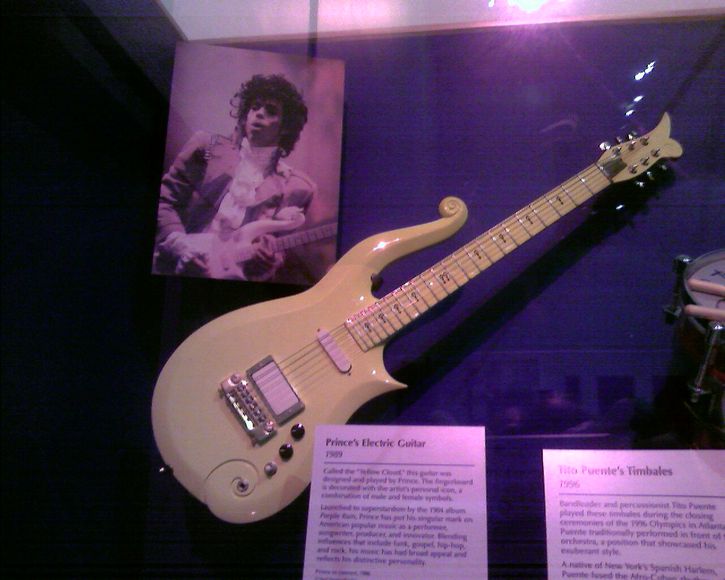 Prince Guitarra