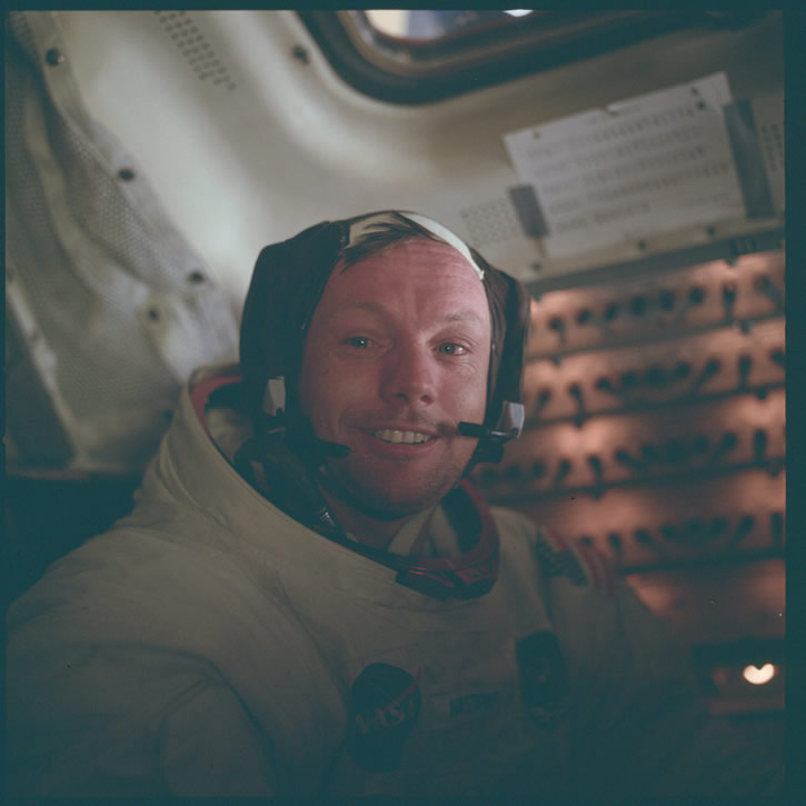 Neil Armstrong llorando