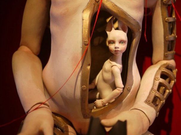 muñecas surrealismo por Mari Shimizu (3)