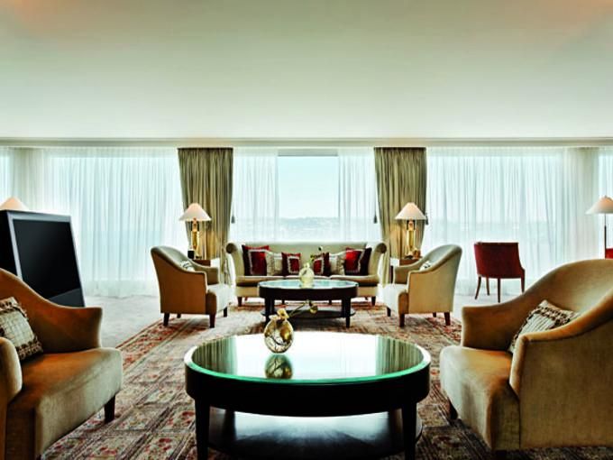 President Wilson royal penthouse suite