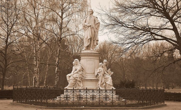 estatua en honor a Goethe