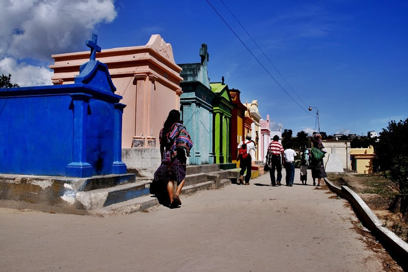 cementerios coloridos Guatemala (1)