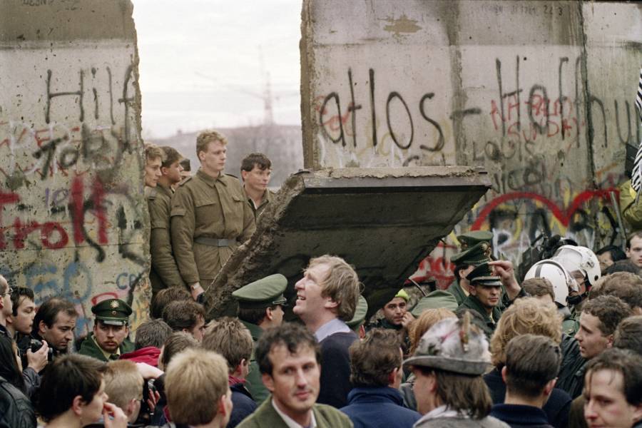 berlin wall falls down