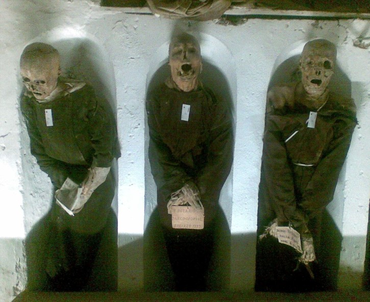 Catacumbas de los Capuchinos en palermo muertos (5)