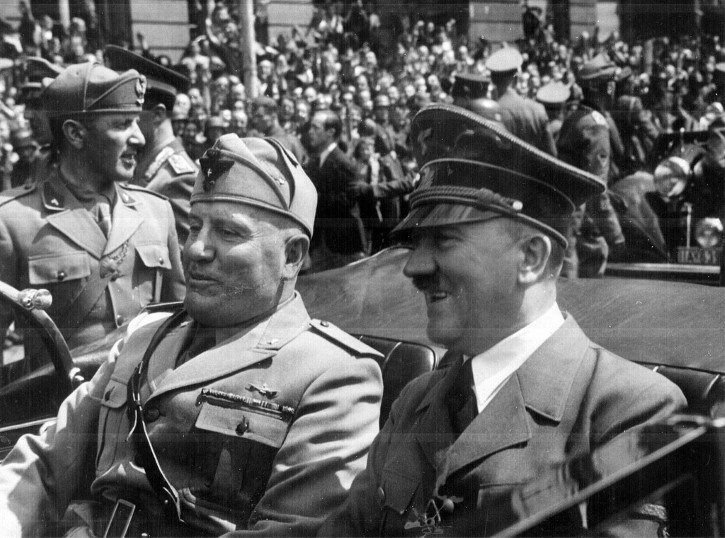 Benito Mussolini y Hitles Munich