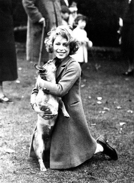 Elizabeth II y su perro