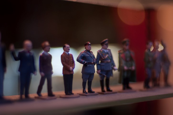 figuras miniatura Mussolini y Hitler