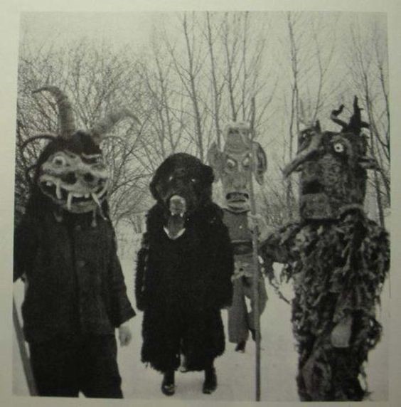 mascaras aterradoras del pasado