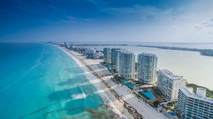 playa de cancun vista aerea