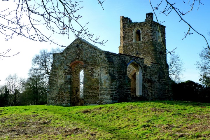 iglesia abandonada