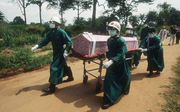 Personal sepulta muerto en zona de epidemia