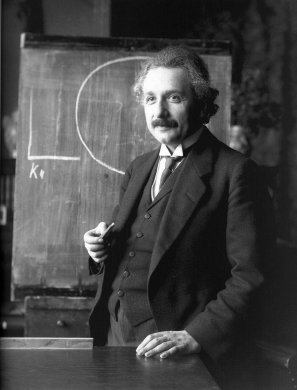 Einstein frente al pizarron
