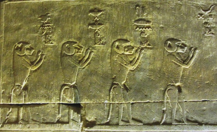 Babuinos en el antiguo egipcio