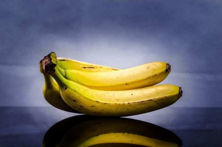 Banana amarilla moderna