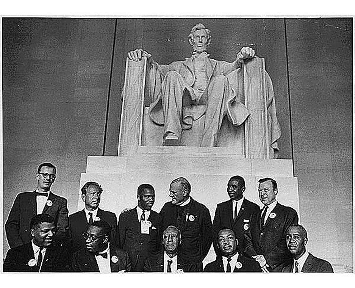 Martin luther king lincoln memorial 1963