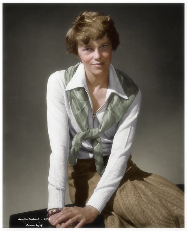 Amelia Earhart a color