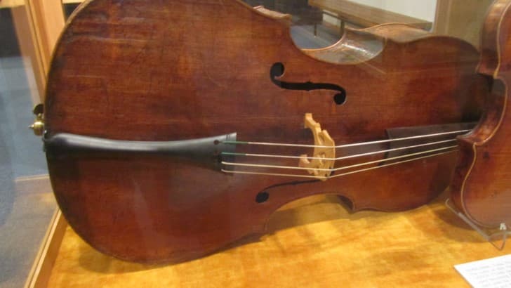violonchelo Rey de amati