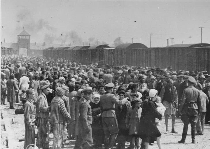 prisioneros en Auschwitz