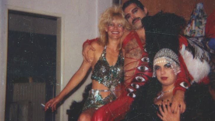 Barbara Valenti y Freddie Mercury