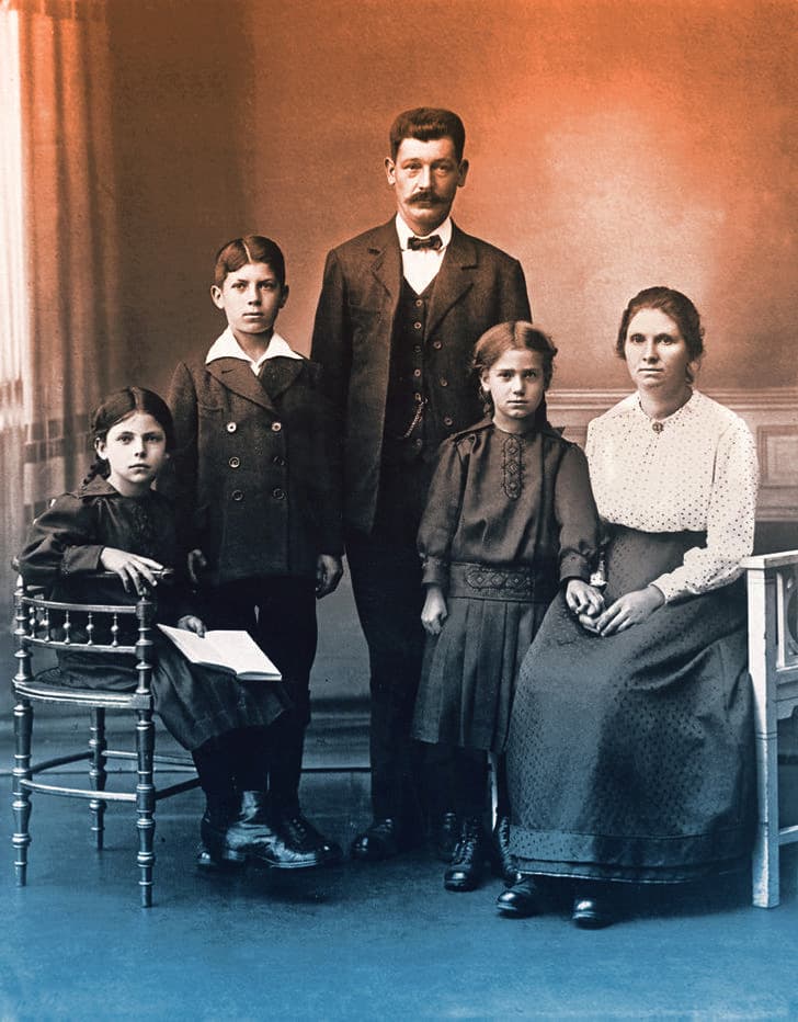 Aenne Burda y su familia