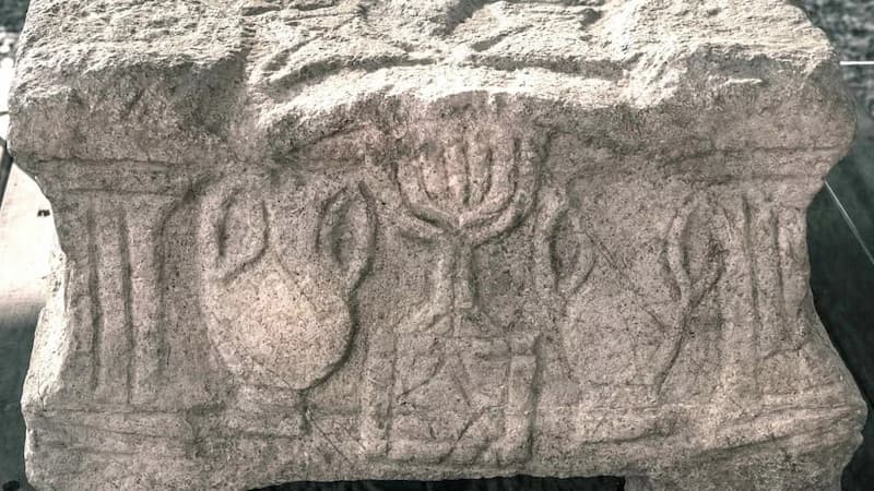 piedra sinagoga migdal(1)