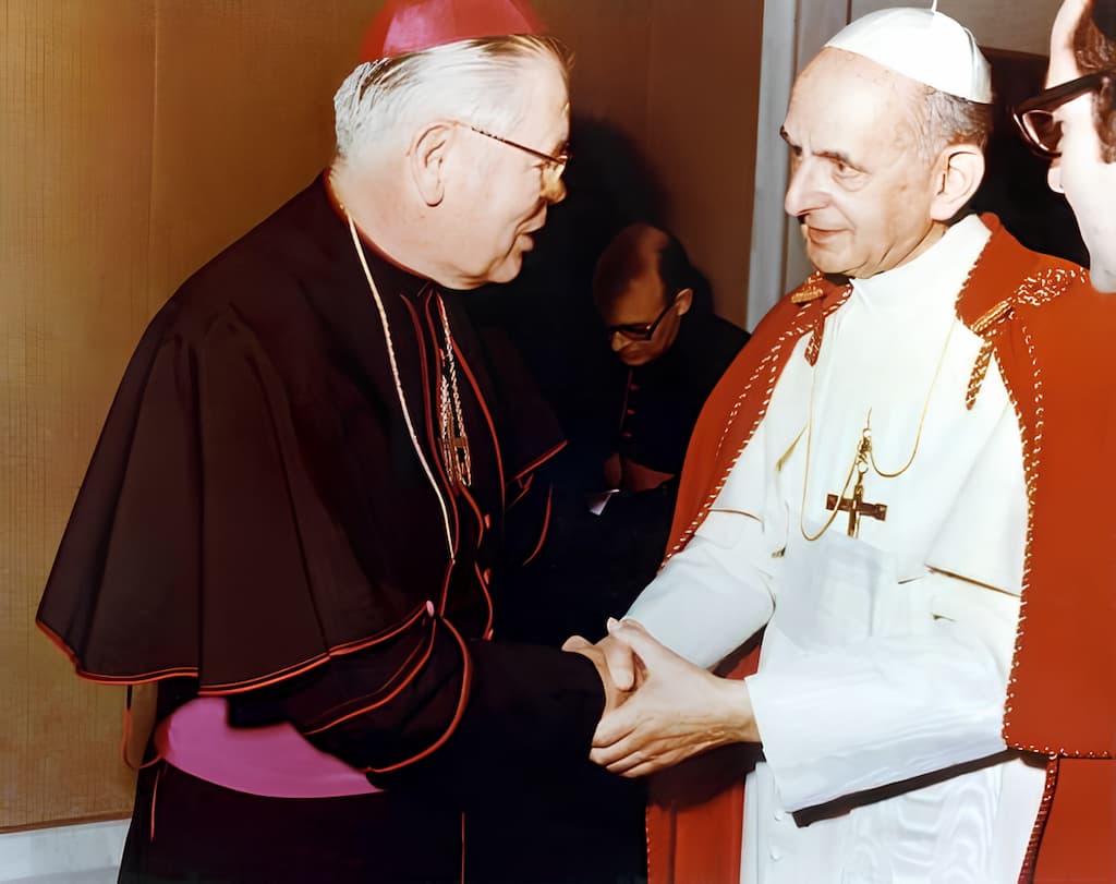 El obispo William Donald Borders y el papa Pablo VI